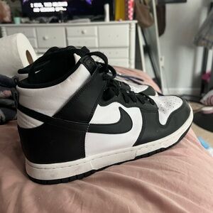 Nike Dunk High (Panda)